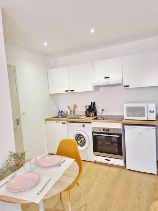 Le Saint Charles - T2 Hypercentre - Metro - Wifi Apartment Toulouse Bagian luar foto